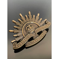 Rising Sun Cap Badge (3rd Design 1904 - 1949) -  WWII - Antique Gold Tone | Army | Military | Commonwealth | Forces | World War II