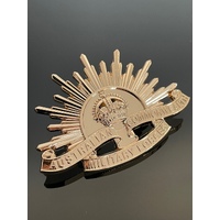 Rising Sun Cap Badge (3rd Design 1904 - 1949) -  WWII - Gold Tone | Army | Military | Commonwealth | Forces | World War II