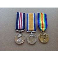 WWI MILITARY MEDAL TRIO SET | KGV MM + BRITISH WAR MEDAL + VICTORY MEDAL 