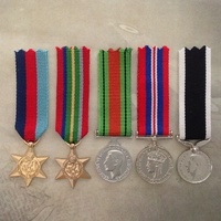 1939-45 STAR, PACIFIC STAR, DEFENCE, 39-45 WAR + NZWSM MEDAL SET | GOLD | MINI