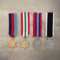 1939-45 STAR, ITALY STAR, 39-45 WAR + NZ WSM MEDAL GROUP | MINI  GOLD TONE