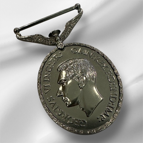 Air Force Medal (WW1) - Full Size - Replica - EXCELLENT DETAIL