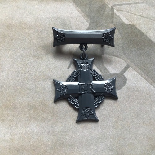 MEMORIAL CROSS | EIIR | CANADA | MILITARY | SILVER CROSS FOR MOTHERS | TONED | REPLICA