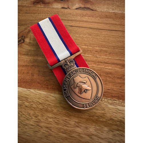 QUEENSLAND FIRE DILIGENT AND ETHICAL SERVICE MEDAL | COURT MOUNTED | QFS | REPLICA | AU