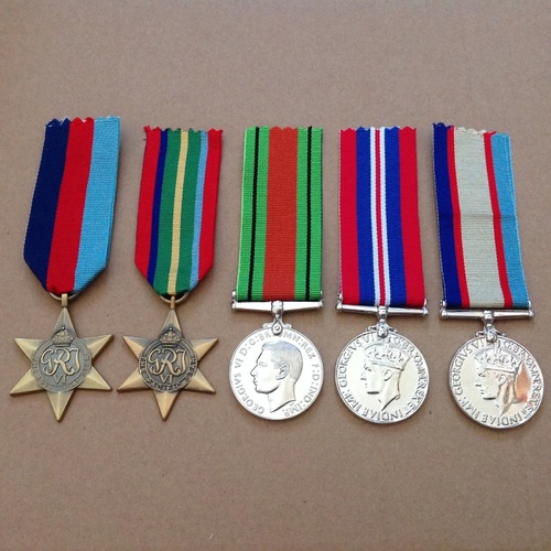 AUS WWII PACIFIC STAR MEDAL GROUP | KOKODA | ANZAC | WORLD WAR II | ANTIQUE TONE