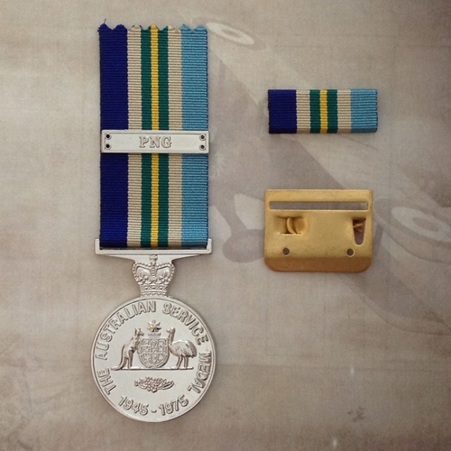 AUSTRALIAN SERVICE MEDAL (ASM) 1945 - 1975 + BAR WITH PNG CLASP AND MOUNT