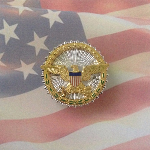  U.S. SECRETARY OF DEFENSE OFFICER ID BREAST BADGE | AWARD | MEDAL