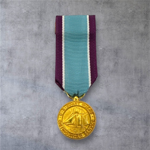U.S. COAST GUARD DISTINGUISHED SERVICE MEDAL | MINI | USCG | UNITED STATES